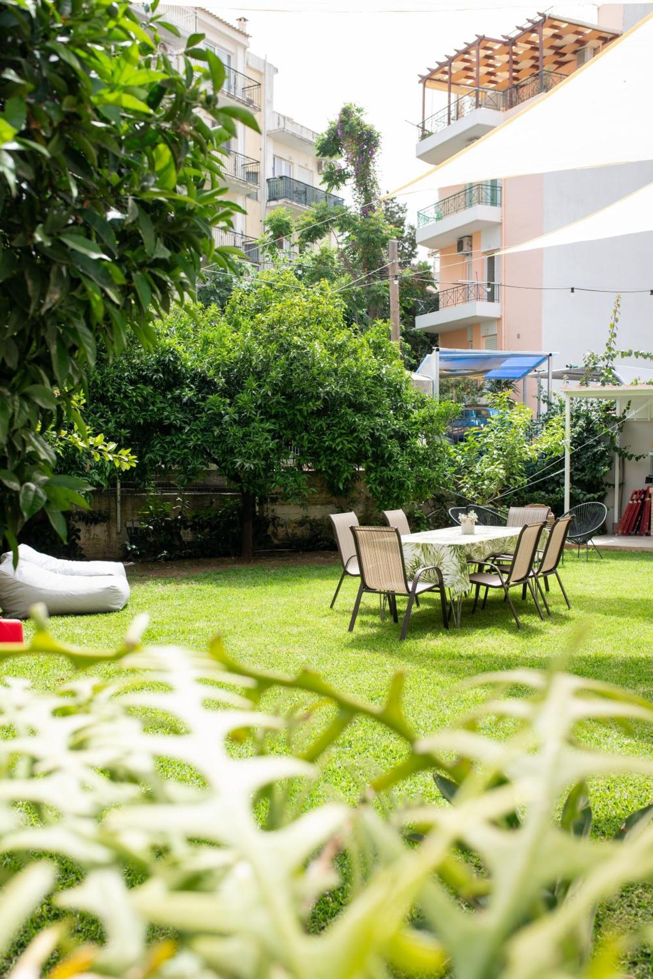 Cactus - Blooming Garden Apartments Kalamata Extérieur photo